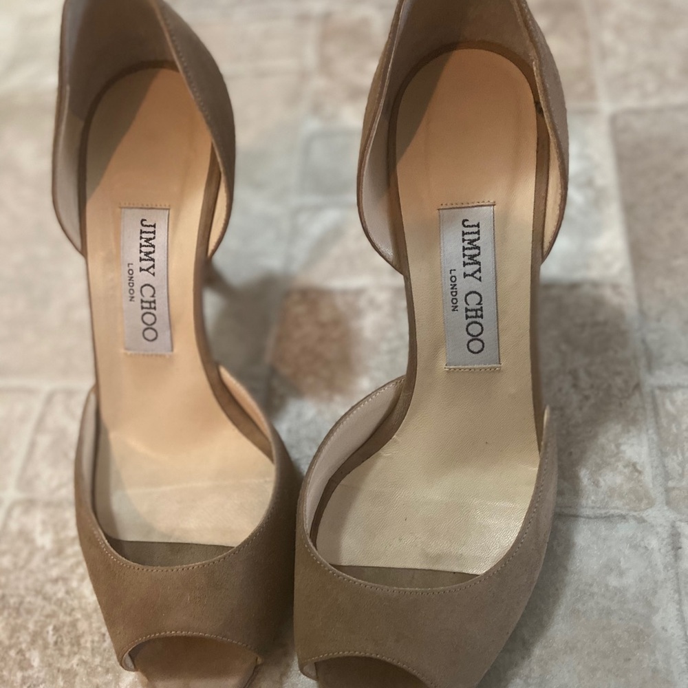 Jimmy Choo 37 beige heel, peep toe - Picture 2 of 2